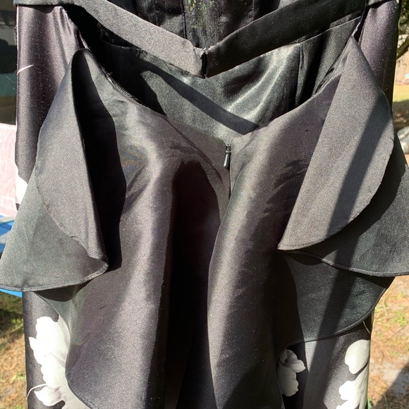 Dave and Johnny black floral Gown Sz 11/12 - Picture 5 of 16